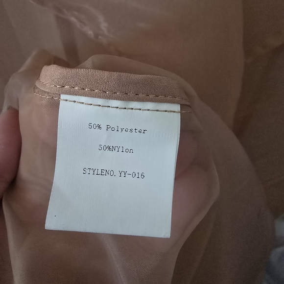 BNWT Sheer Tan Trench Style Layering Coat Women's Large - Picture 13 of 15